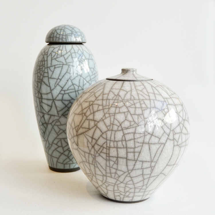 Dan Chapple raku vessels